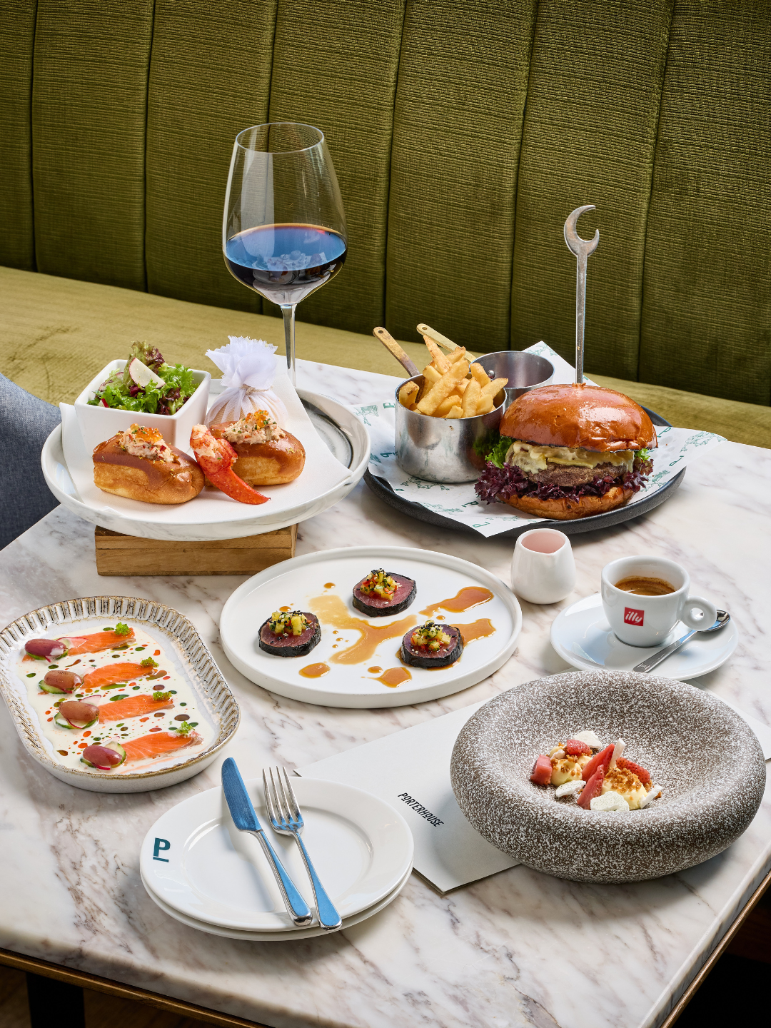 Porterhouse Lunch Set